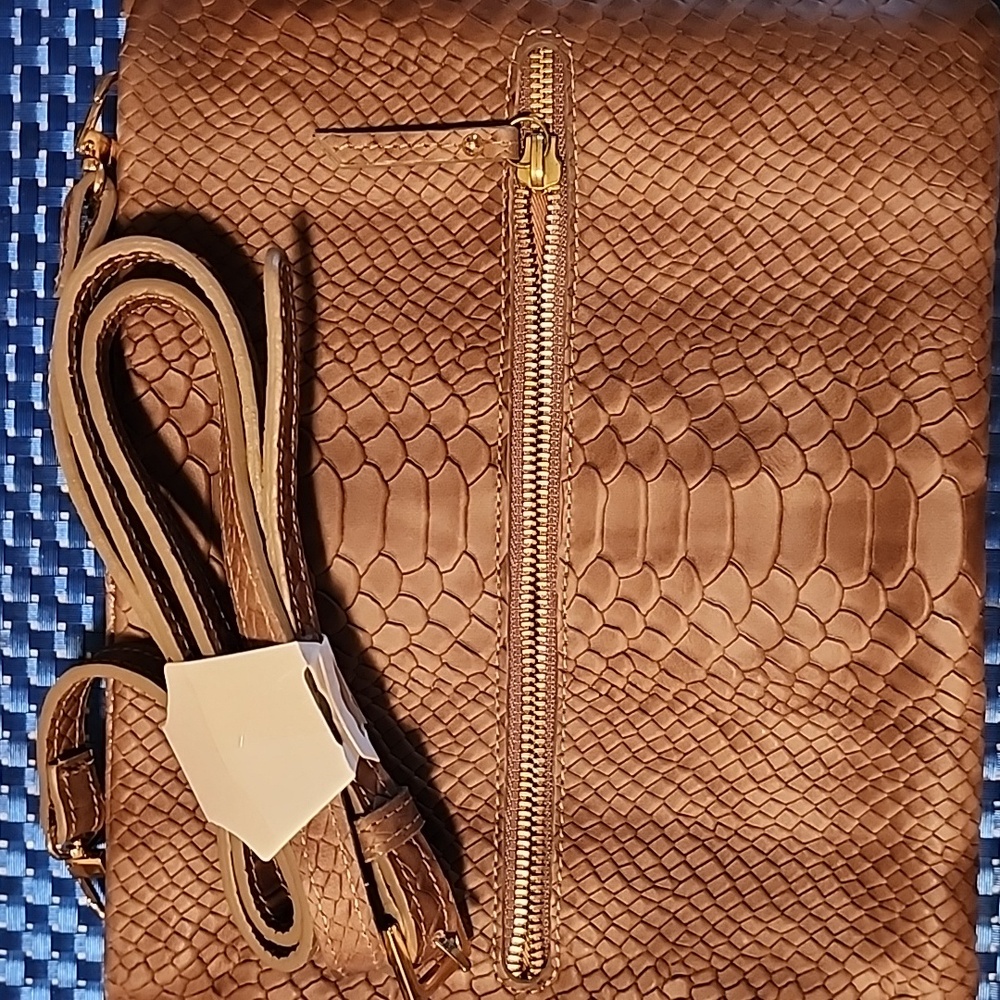 Elegant GIGI NY Tan Leather Crossbody Bag.